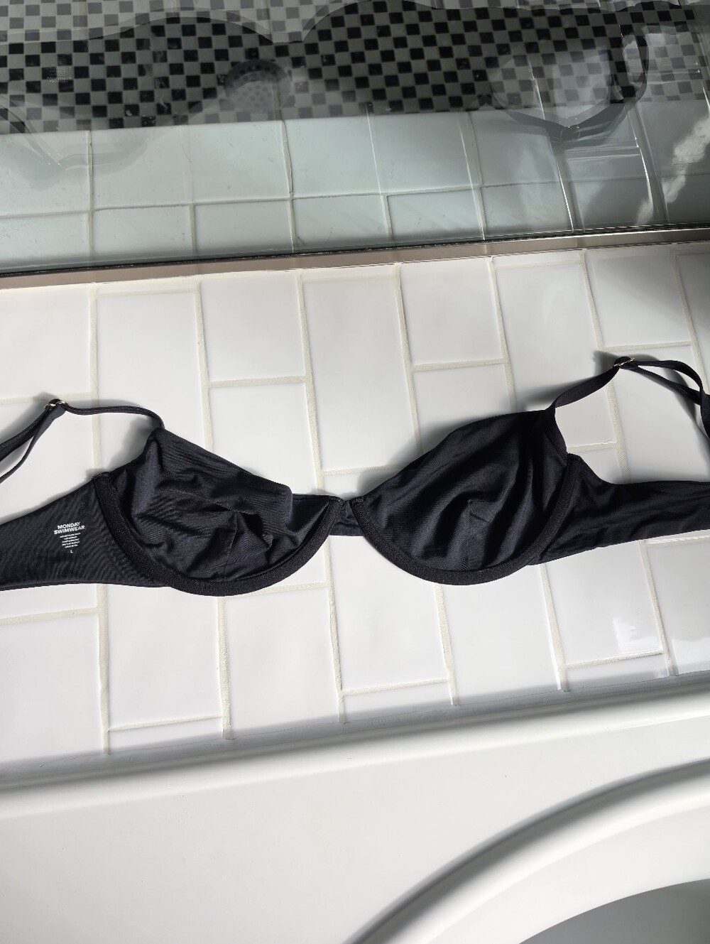 Capri Top In Black - Picture 12 of 16